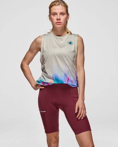 Model is wearing a size S top